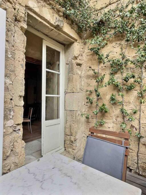 Chez Lydia - Loft Cosy, Depart Canoe A Pied, Proche Pont-Du-Gard Et Uzes Remoulins Exterior foto